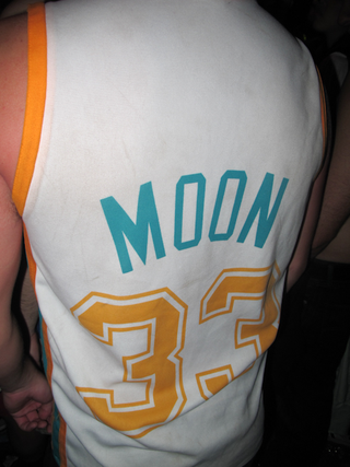 Illustration for article titled Tripping Basketballs: Hoopsters Are Alive And Well At The Ultra Music Festival
